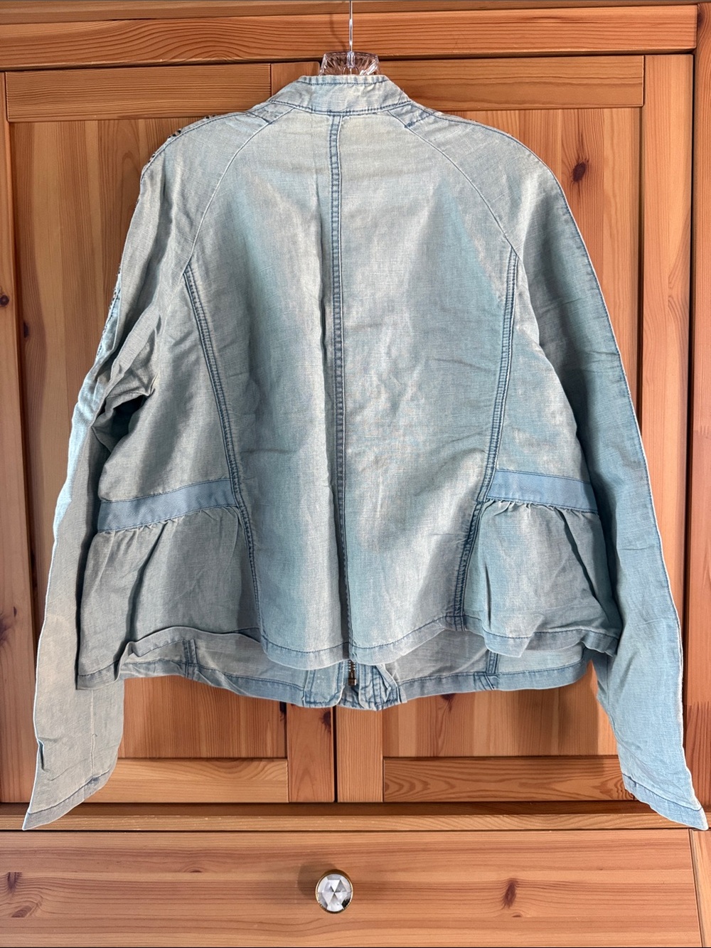 Free People Light Wash Embroidered Sleeve Denim Jacket - Women - Large - Picture 9 of 9